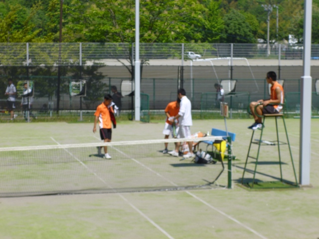 http://www.ariake.kaetsu.ac.jp/club/tennis/P1000258.JPG