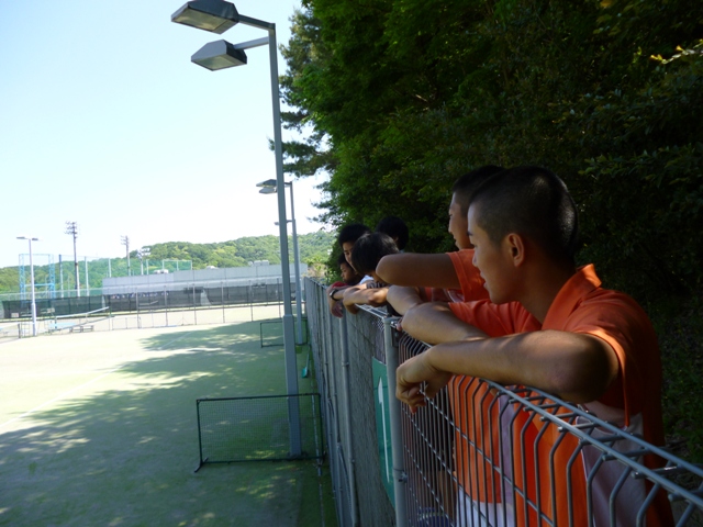 http://www.ariake.kaetsu.ac.jp/club/tennis/P1000267.JPG