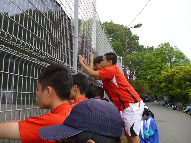 http://www.ariake.kaetsu.ac.jp/club/tennis/P1000281.JPG