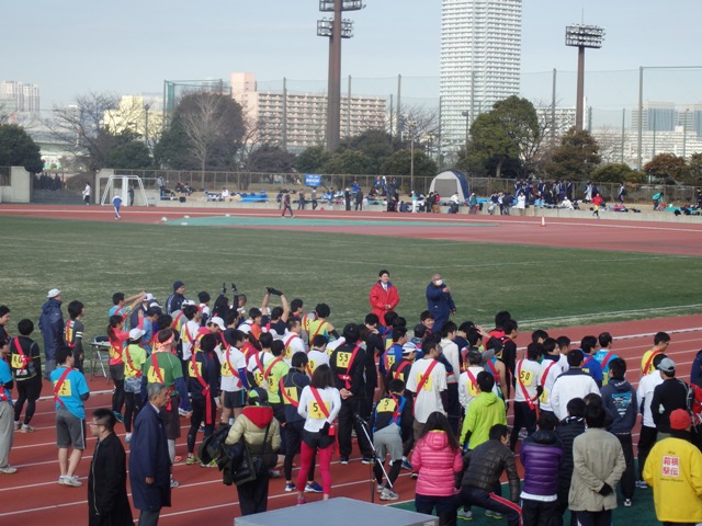 http://www.ariake.kaetsu.ac.jp/club/tennis/P1120330.JPG