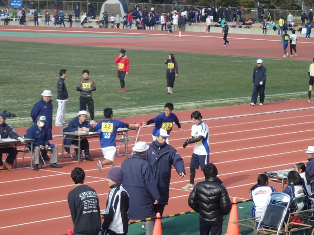 http://www.ariake.kaetsu.ac.jp/club/tennis/P1120337.JPG