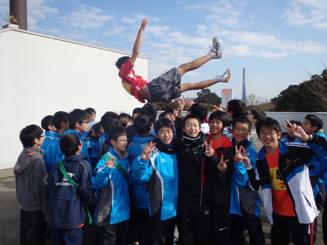 http://www.ariake.kaetsu.ac.jp/club/tennis/P1120347.JPG
