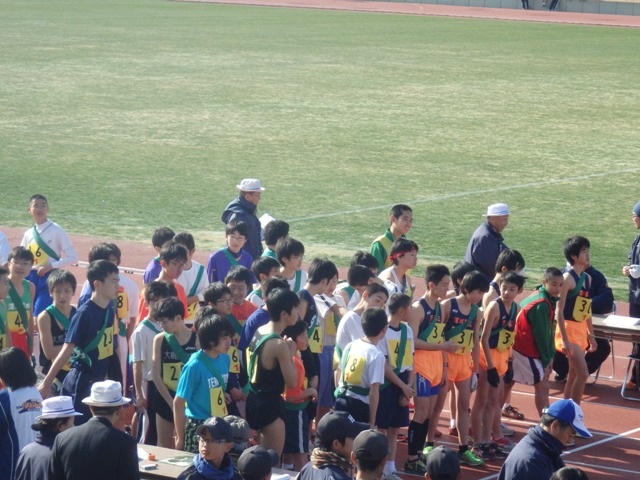 http://www.ariake.kaetsu.ac.jp/club/tennis/P1120351.JPG