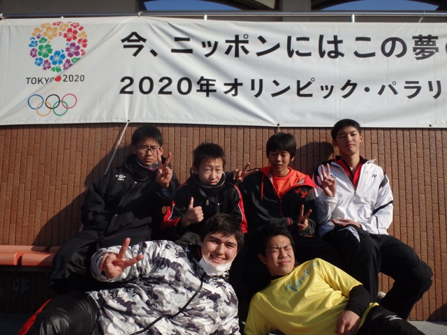 http://www.ariake.kaetsu.ac.jp/club/tennis/P1120366.JPG