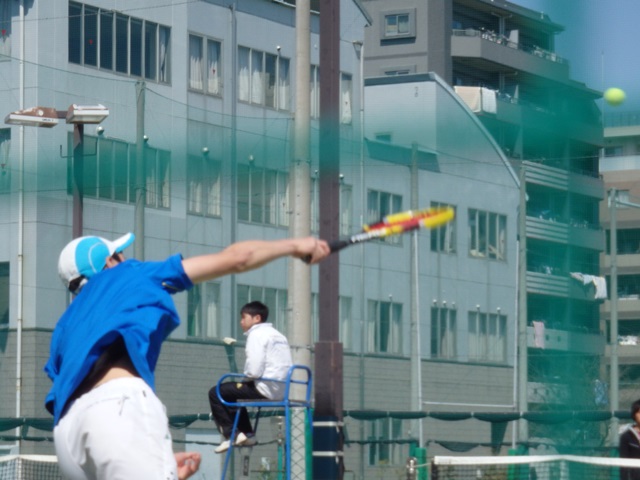 http://www.ariake.kaetsu.ac.jp/club/tennis/P3230066.JPG