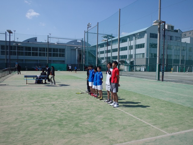 http://www.ariake.kaetsu.ac.jp/club/tennis/P3230070.JPG