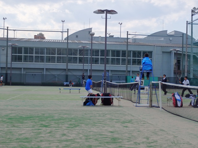 http://www.ariake.kaetsu.ac.jp/club/tennis/P3230088.JPG
