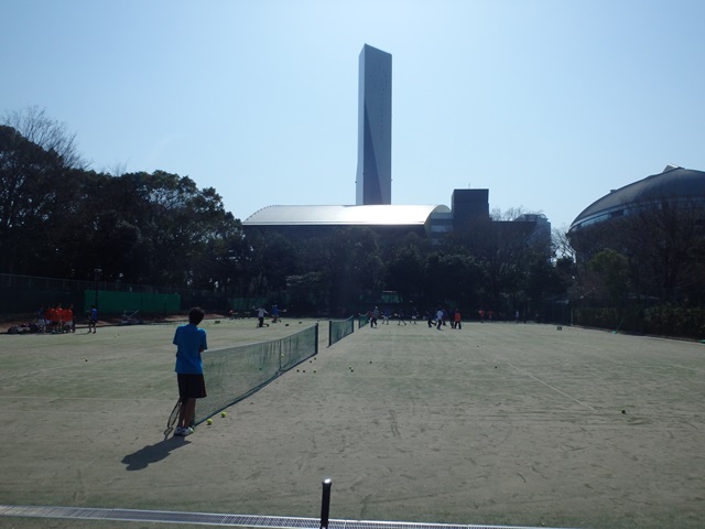 http://www.ariake.kaetsu.ac.jp/club/tennis/P3250107.JPG