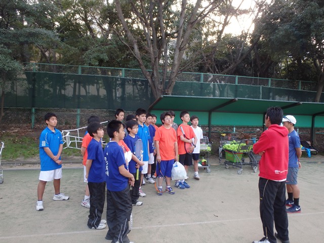 http://www.ariake.kaetsu.ac.jp/club/tennis/P3250118.JPG