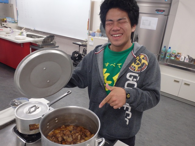 http://www.ariake.kaetsu.ac.jp/club/tennis/P3260148.JPG