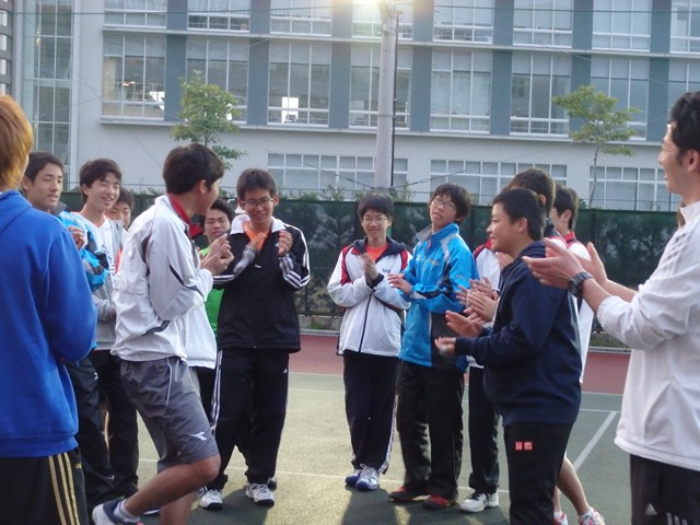 http://www.ariake.kaetsu.ac.jp/club/tennis/P3270254.JPG