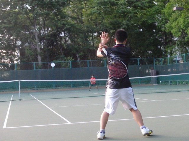 http://www.ariake.kaetsu.ac.jp/club/tennis/P5170229.JPG