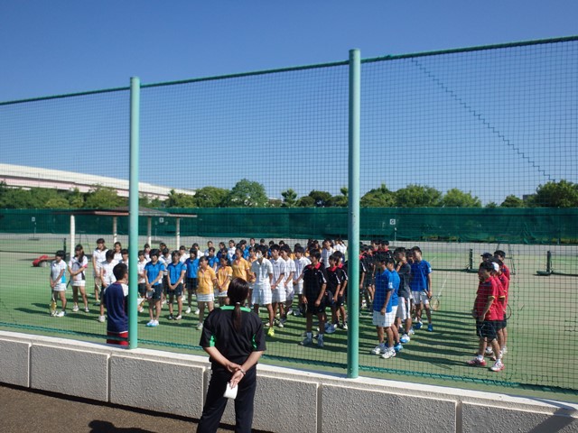 http://www.ariake.kaetsu.ac.jp/club/tennis/P6150176.JPG