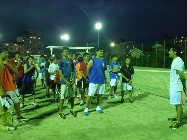 http://www.ariake.kaetsu.ac.jp/club/tennis/P7270325.JPG