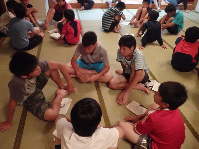 http://www.ariake.kaetsu.ac.jp/club/tennis/P7280365.JPG