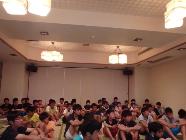 http://www.ariake.kaetsu.ac.jp/club/tennis/P7280367.JPG