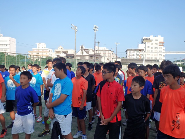http://www.ariake.kaetsu.ac.jp/club/tennis/P7290377.JPG