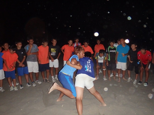 http://www.ariake.kaetsu.ac.jp/club/tennis/P7290425.JPG