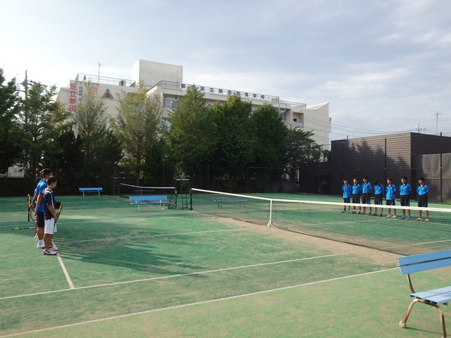 http://www.ariake.kaetsu.ac.jp/club/tennis/P9060002.JPG