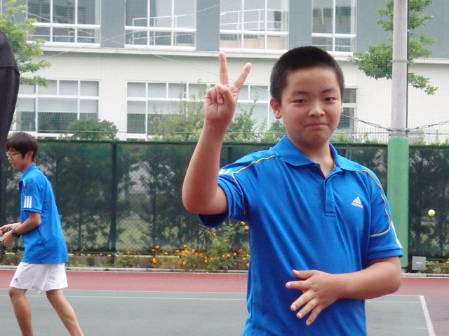 http://www.ariake.kaetsu.ac.jp/club/tennis/PA060025.JPG