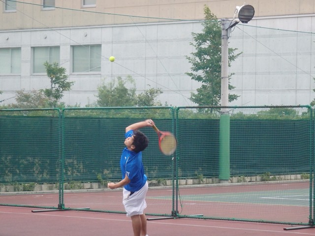 http://www.ariake.kaetsu.ac.jp/club/tennis/PB030264.JPG