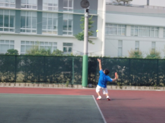 http://www.ariake.kaetsu.ac.jp/club/tennis/PB030289.JPG