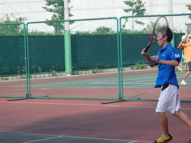 http://www.ariake.kaetsu.ac.jp/club/tennis/PB030310.JPG