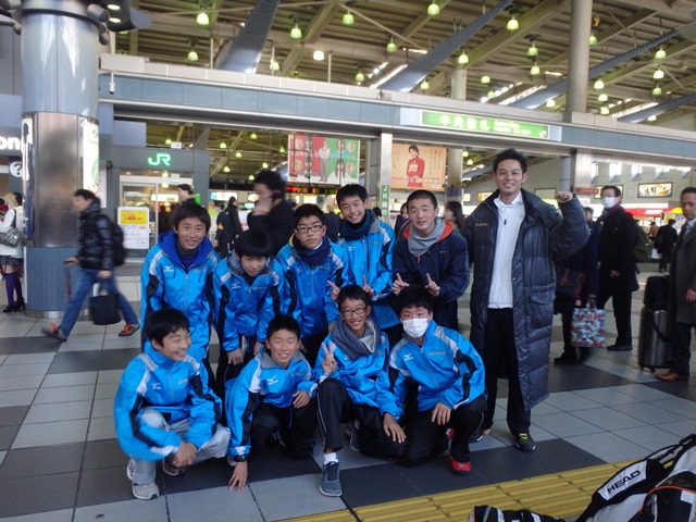 http://www.ariake.kaetsu.ac.jp/club/tennis/PC250001.JPG