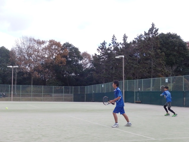 http://www.ariake.kaetsu.ac.jp/club/tennis/PC260038.JPG