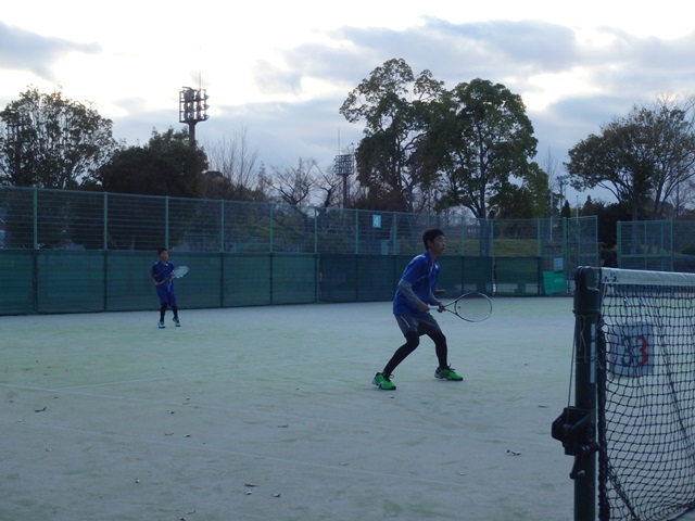 http://www.ariake.kaetsu.ac.jp/club/tennis/PC260052.JPG