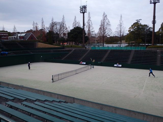 http://www.ariake.kaetsu.ac.jp/club/tennis/PC280094.JPG