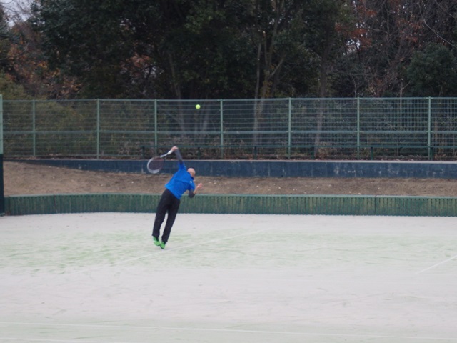 http://www.ariake.kaetsu.ac.jp/club/tennis/PC280106.JPG