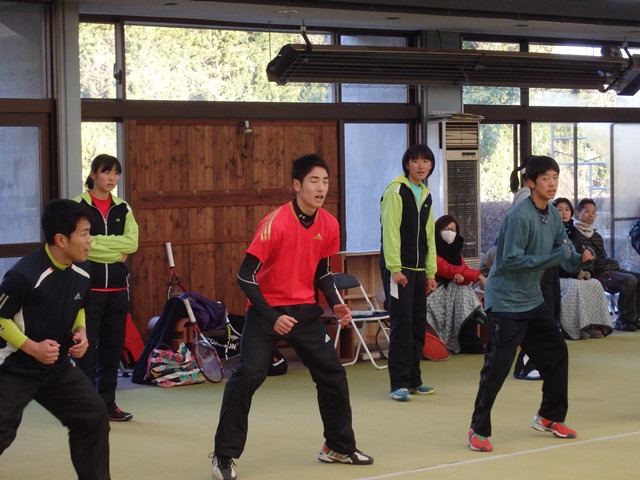 http://www.ariake.kaetsu.ac.jp/club/tennis/PC300153.JPG