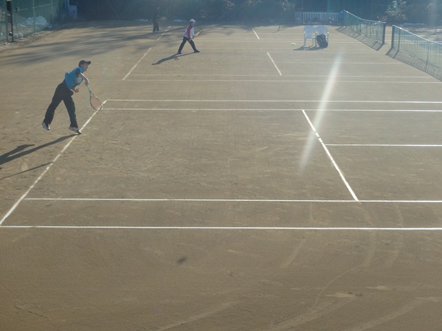 http://www.ariake.kaetsu.ac.jp/club/tennis/PC310196.JPG