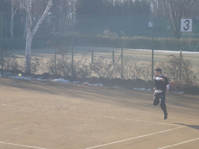 http://www.ariake.kaetsu.ac.jp/club/tennis/PC310198.JPG